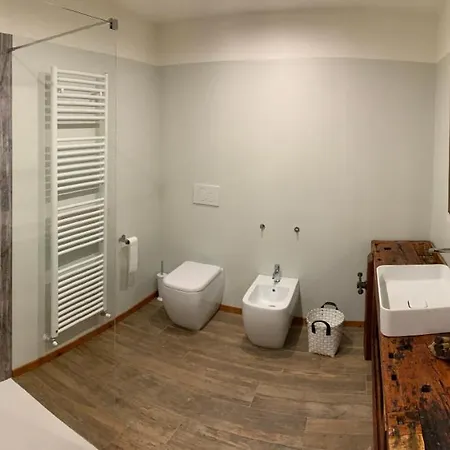 Lo Miete Di Nonni 샴폴루크